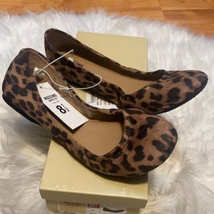 Leopard Flats